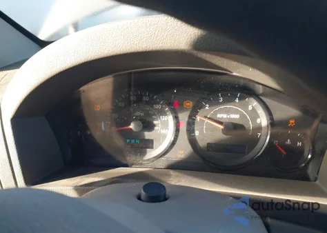 2006 Jeep Grand Cherokee Laredo from USA, damaged, VIN 1J4GS48K56C180695